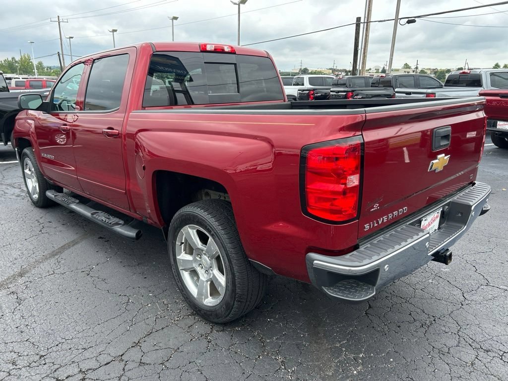 Used 2018 CAJUN RED TINTCOAT Chevrolet LT image 7