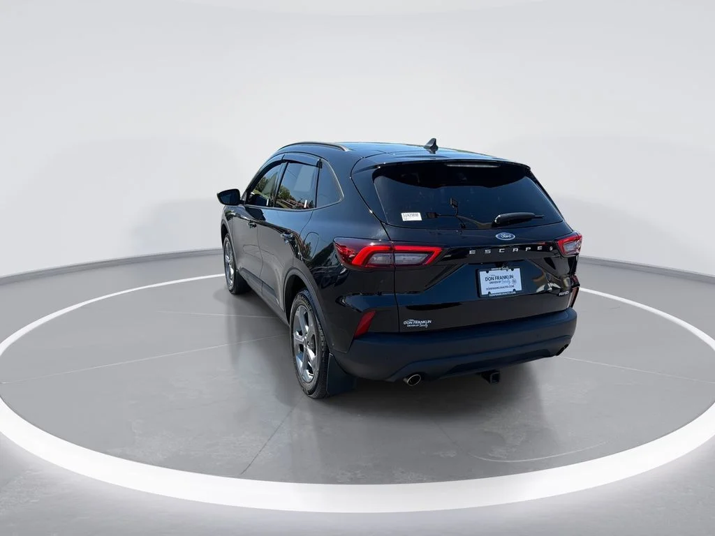 Used 2025 Black Ford ST-Line image 6