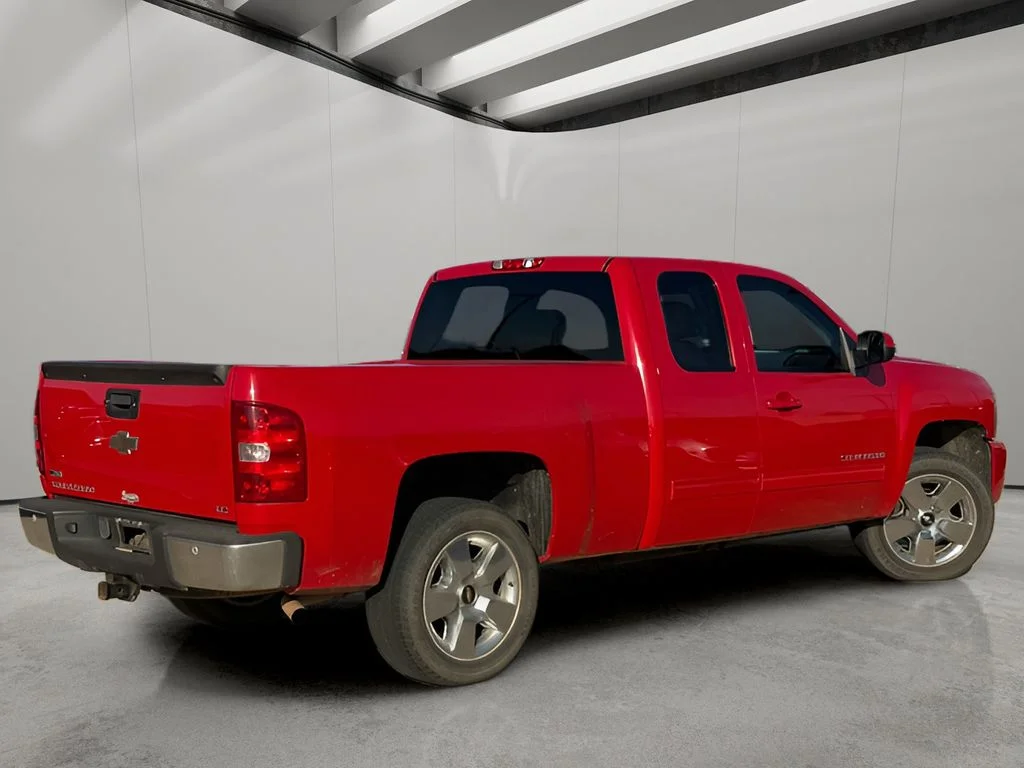 Used 2011 Victory Red Chevrolet LTZ image 6