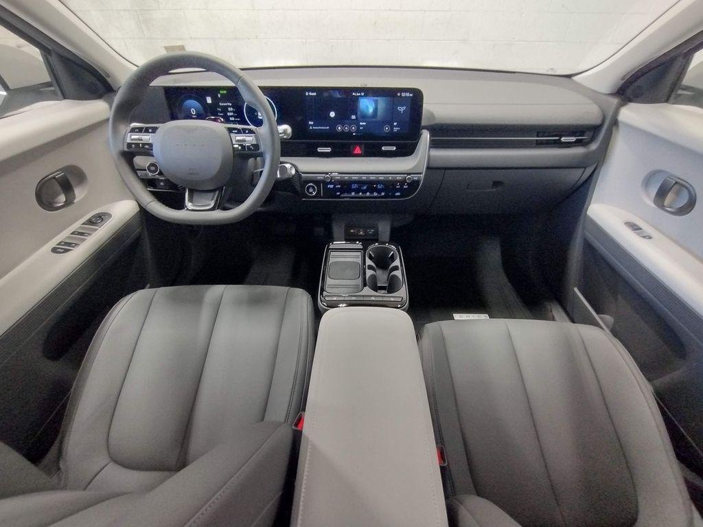 New 2026 Cyber Gray Hyundai SEL image 40