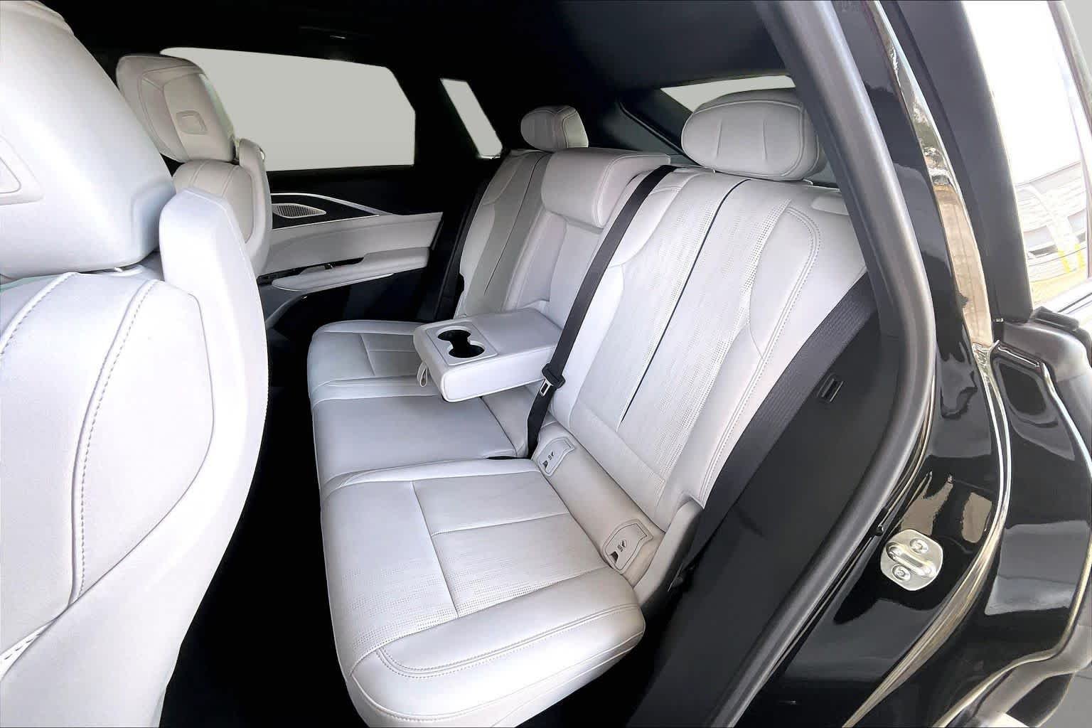 Used 2025 Stellar Black Metallic Cadillac Luxury image 21