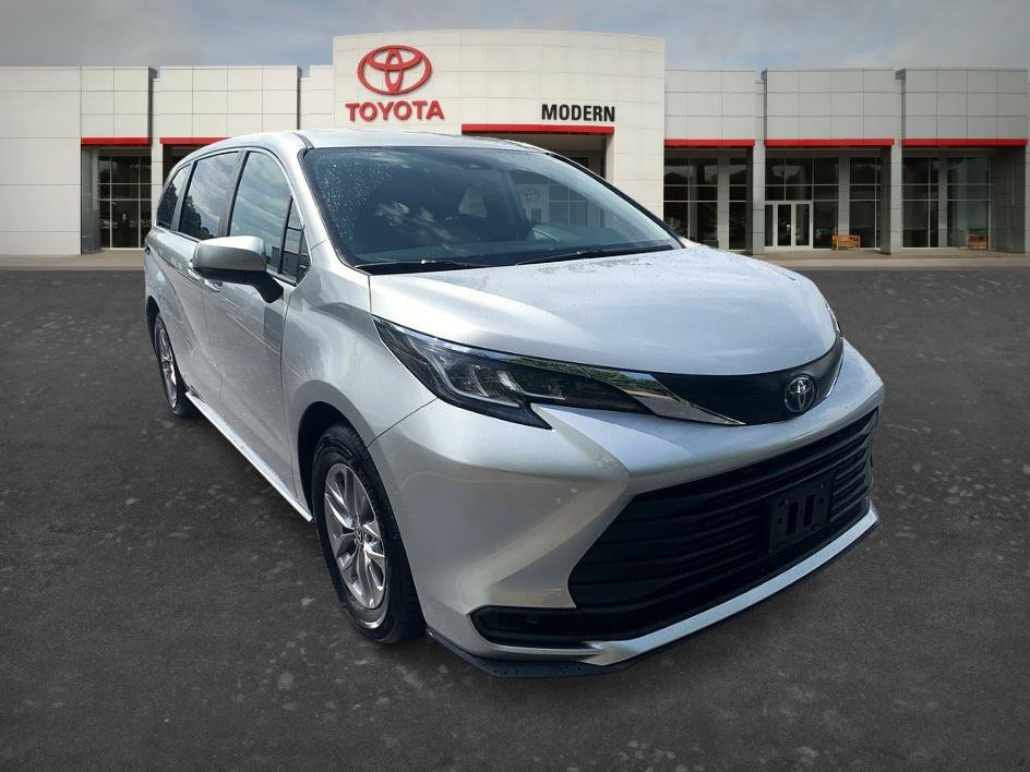 Used 2022 Celestial Silver Metallic Toyota LE image 3