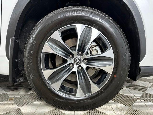 Certified Used 2026 WIND CHILL PEARL Toyota  image 7