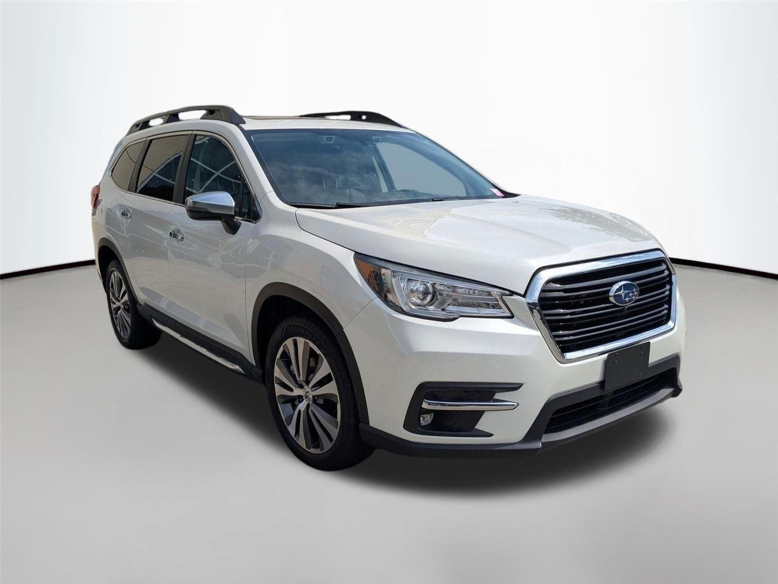 Used 2022 Crystal White Pearl Subaru Touring image 4