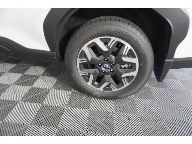 New 2026 CRYSTAL WHITE PEARL Subaru Premium image 8