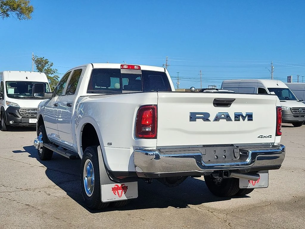 New 2026 Bright White Clear-Coat Exterior Paint RAM Tradesman image 4
