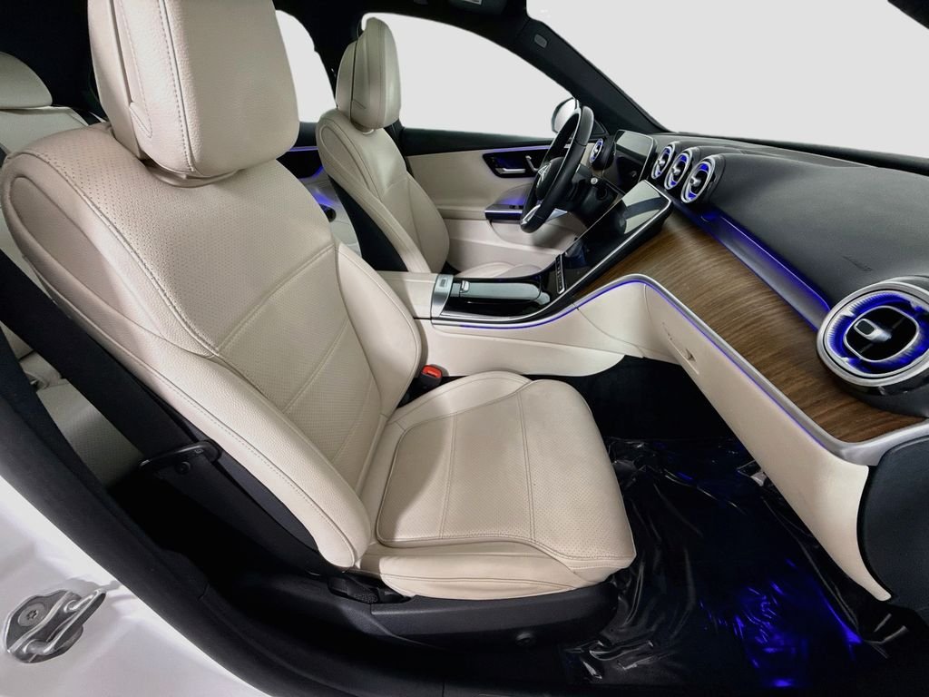Used 2023 White Mercedes-Benz C 300 image 27