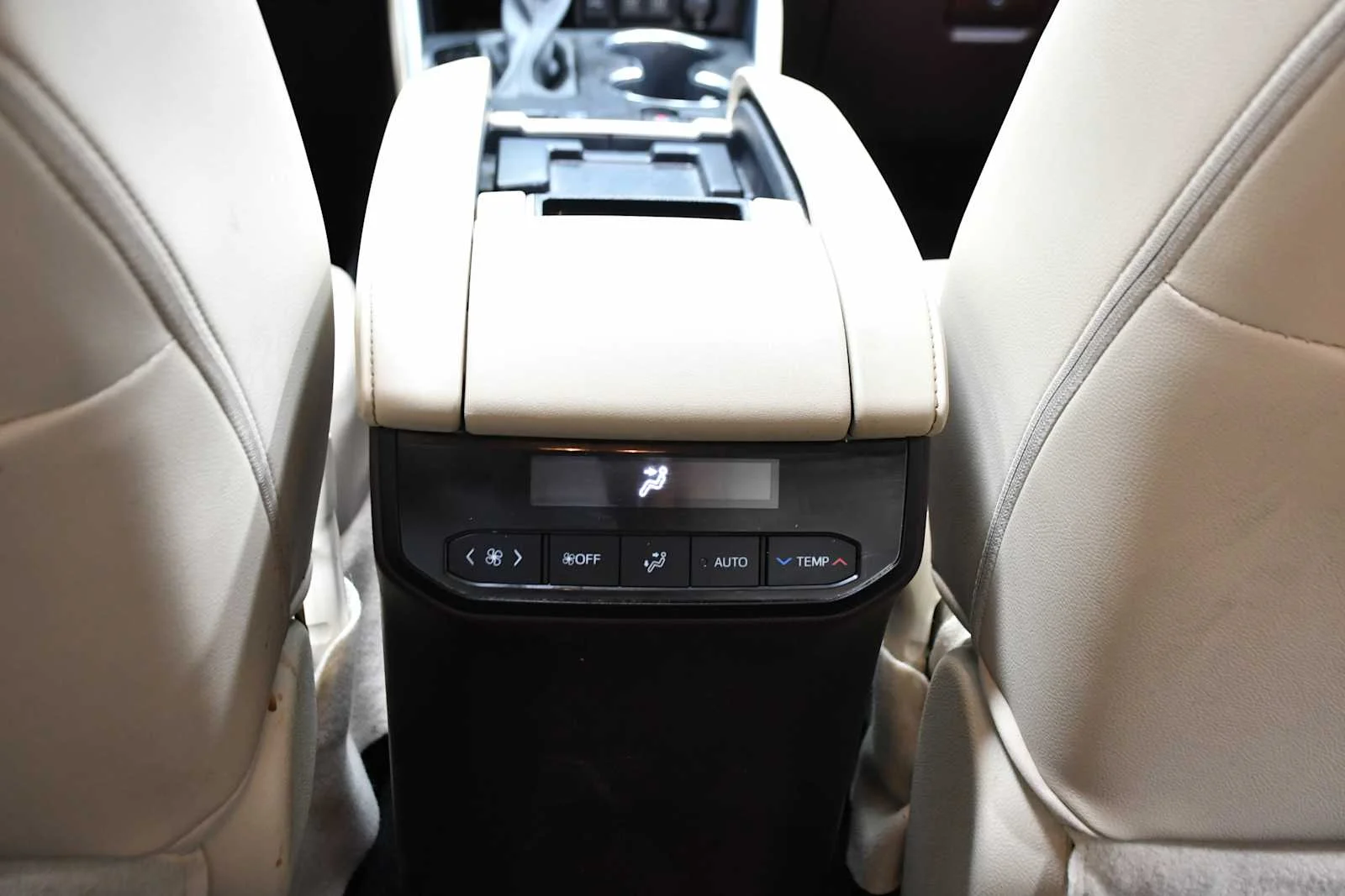 Used 2021 Blizzard Pearl Toyota XLE image 24