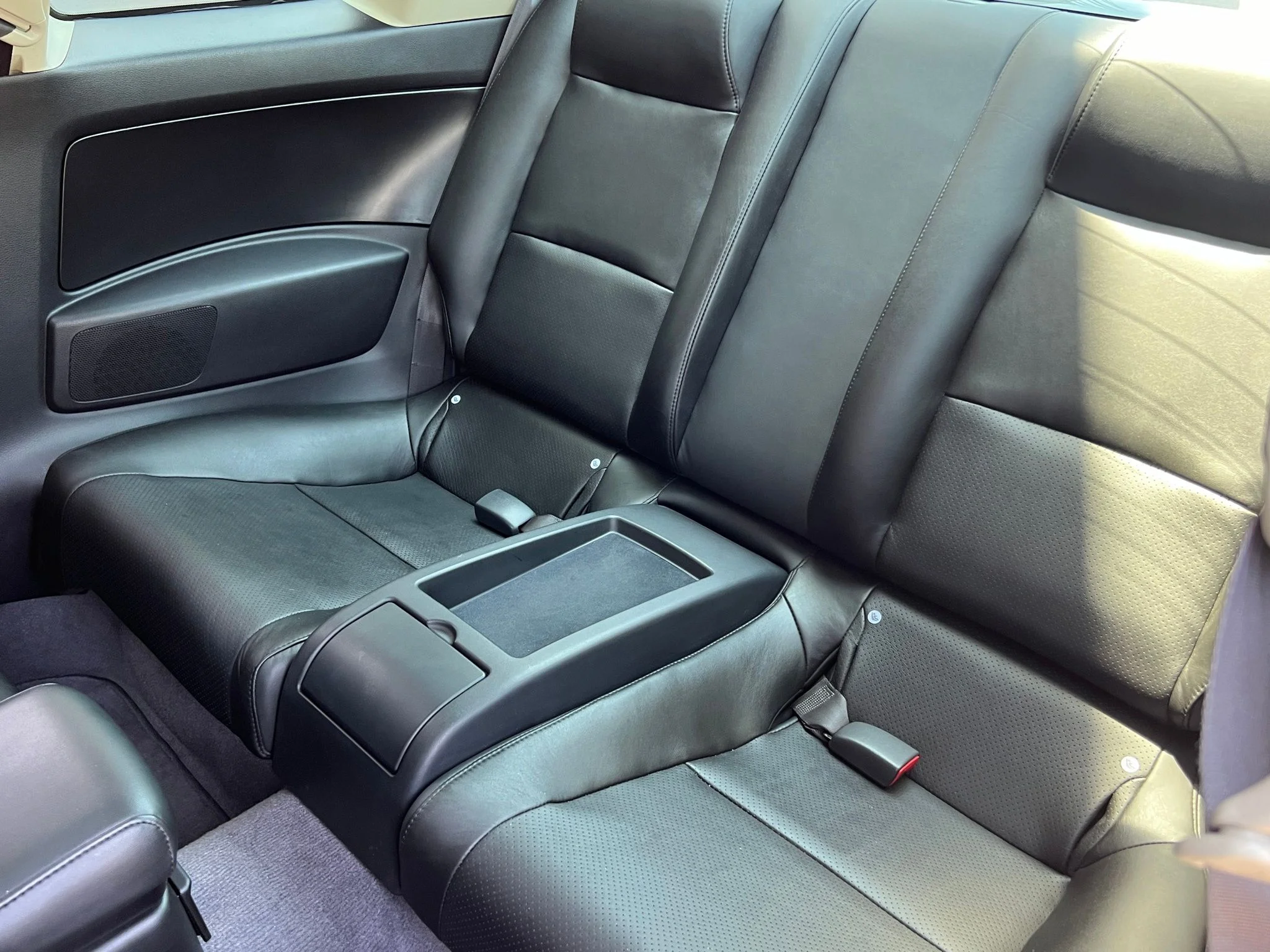 Used 2003  INFINITI Base image 18