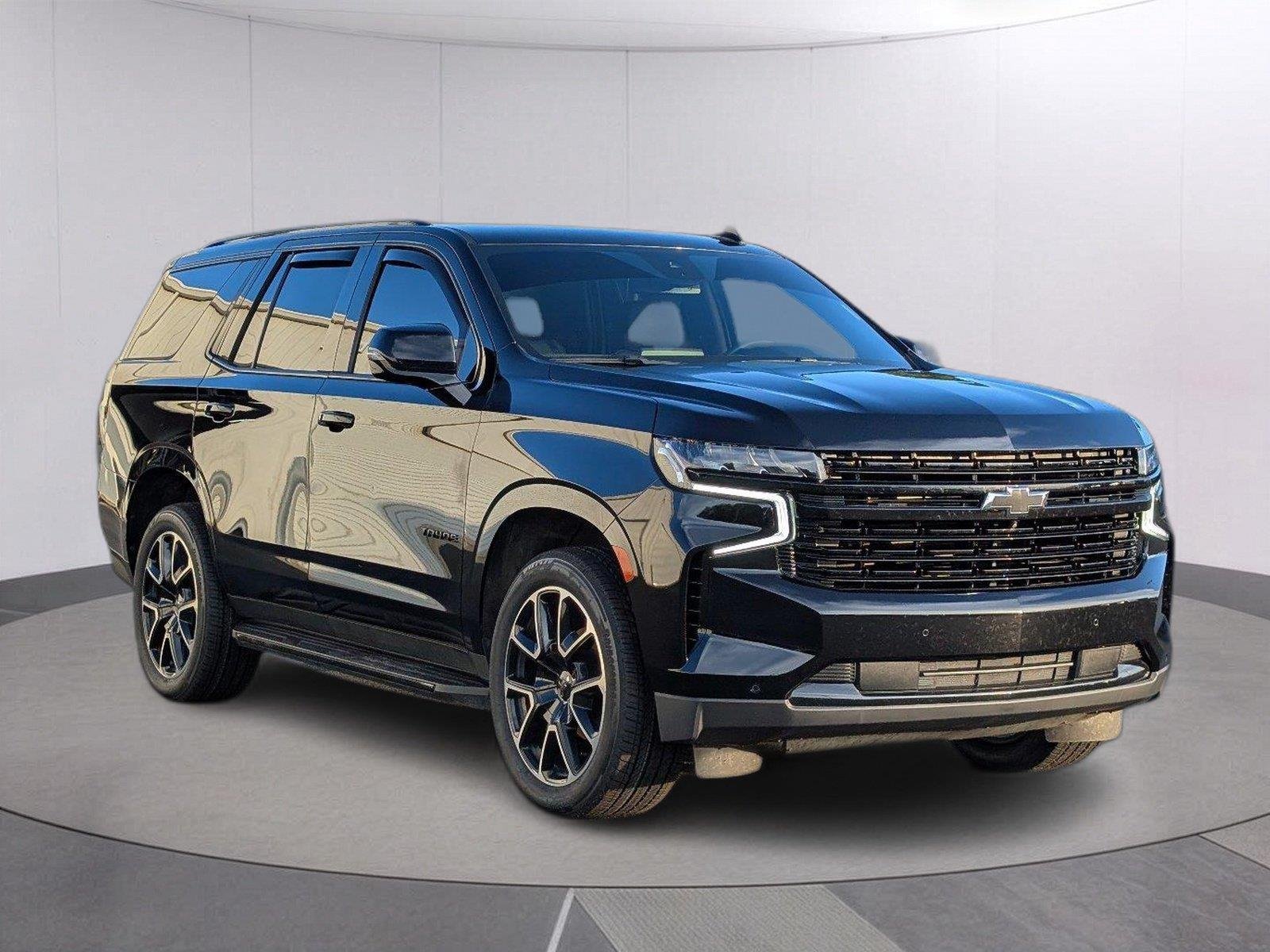 Used 2023 BLACK Chevrolet RST image 9