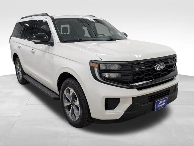 New 2027 Star White Metallic Tri-Coat Ford Active image 52