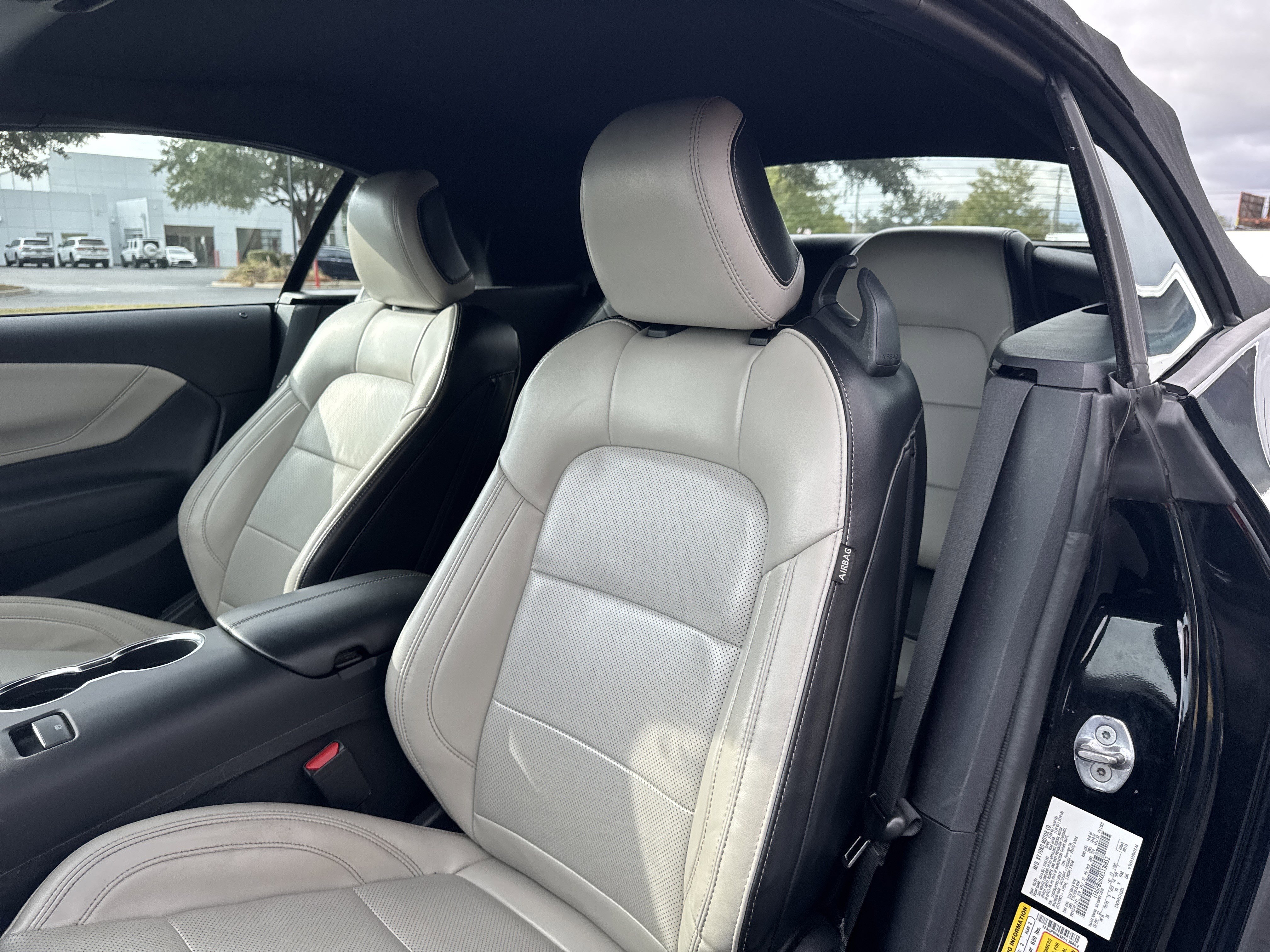 Used 2024  Ford  image 14