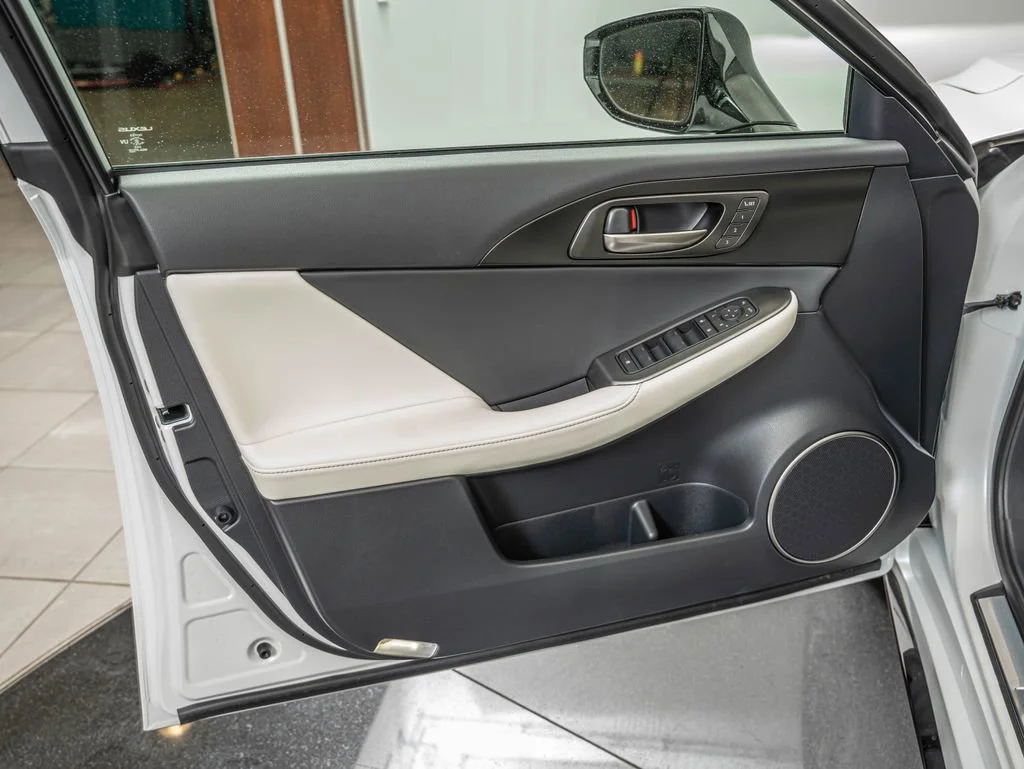 New 2026 HAKUGIN MATTE WHITE Lexus F SPORT AWD image 22