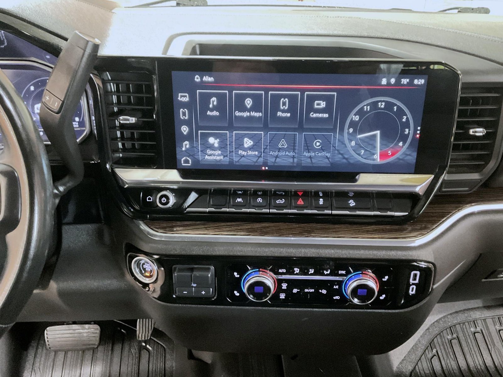 2024 GMC Sierra 1500 Elevation - Photo 14
