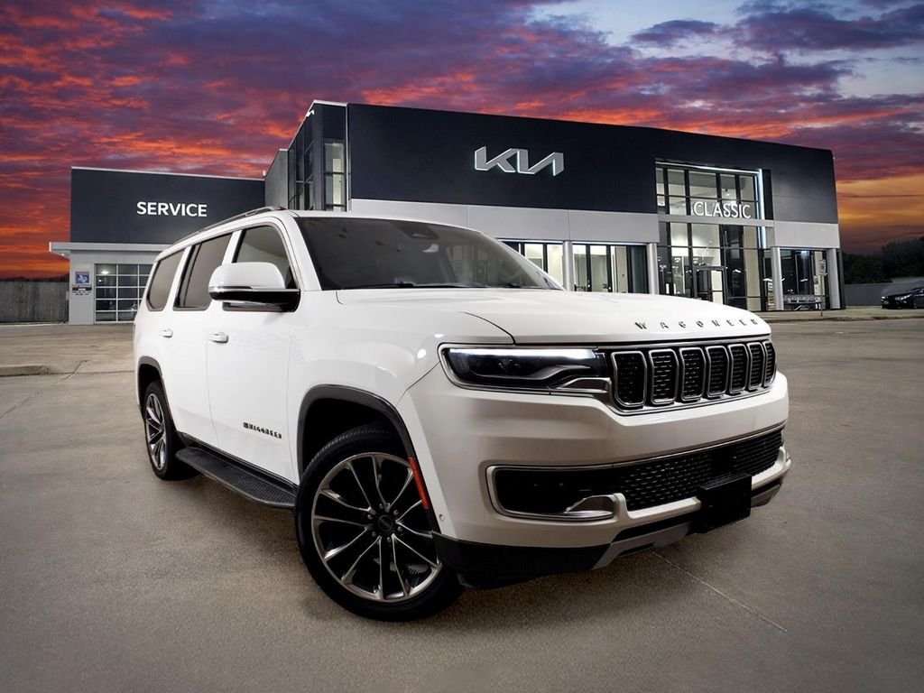 Used 2022 White Jeep Series II image 1