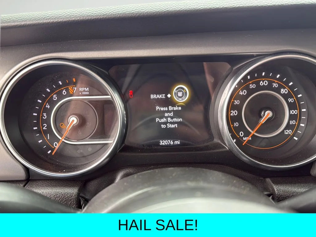 Used 2023 Silver Jeep Sport S image 13
