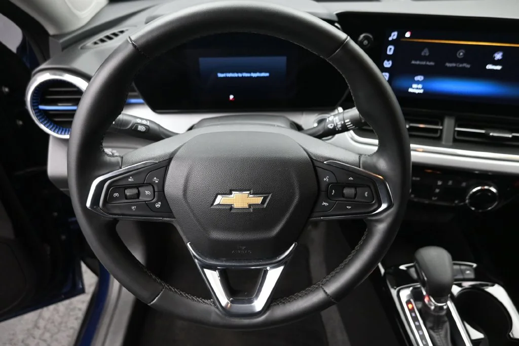 Used 2024 Blue Chevrolet LT image 17