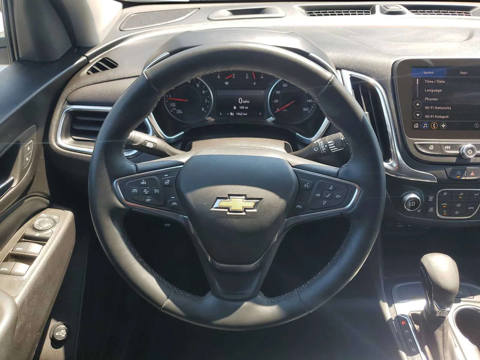Used 2024 Summit White Chevrolet LT image 16