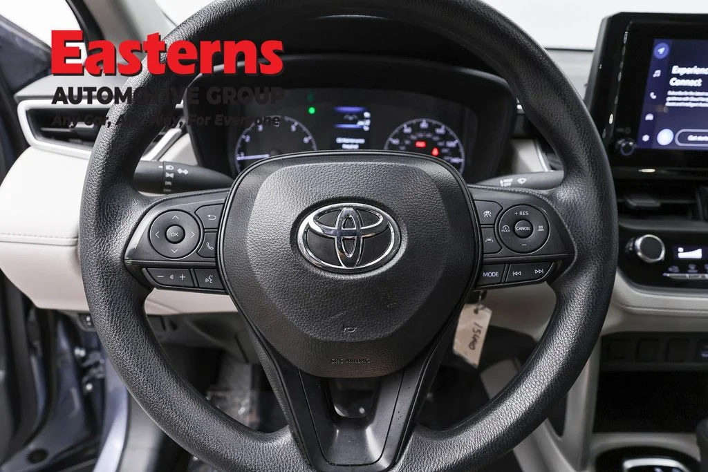 Used 2025 Gray Toyota L image 10