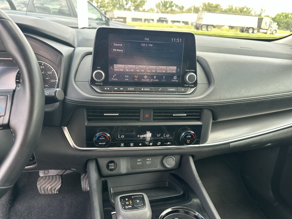 Used 2025 Gun Metallic Nissan SV image 4