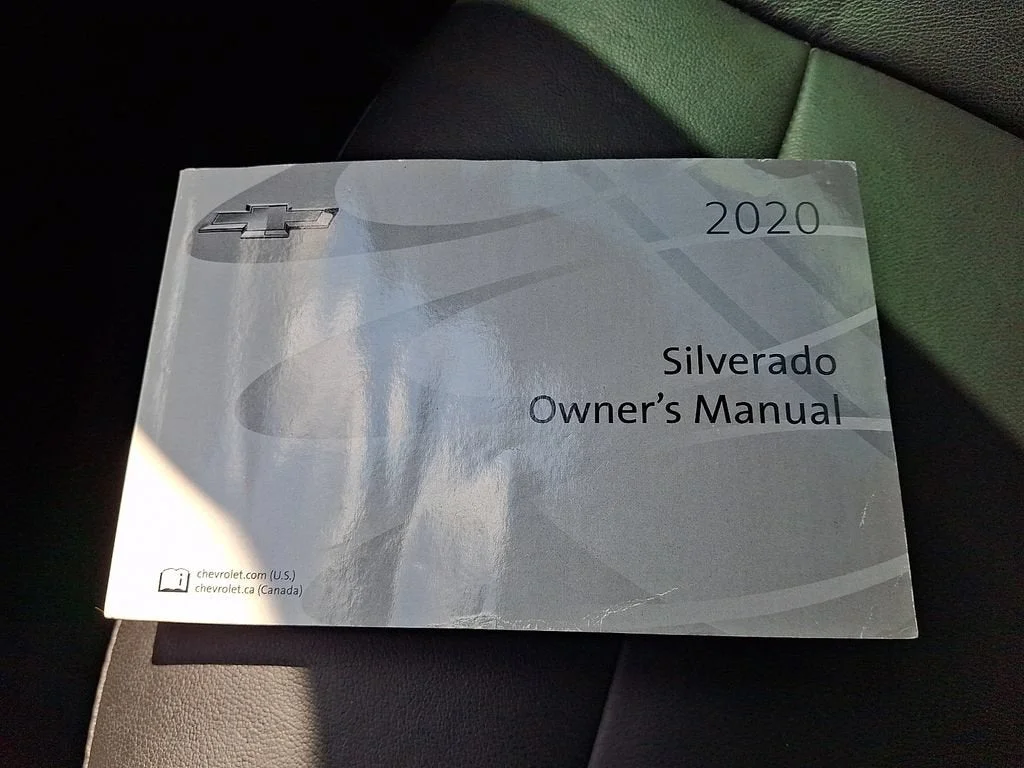Used 2020 BLACK Chevrolet RST image 60