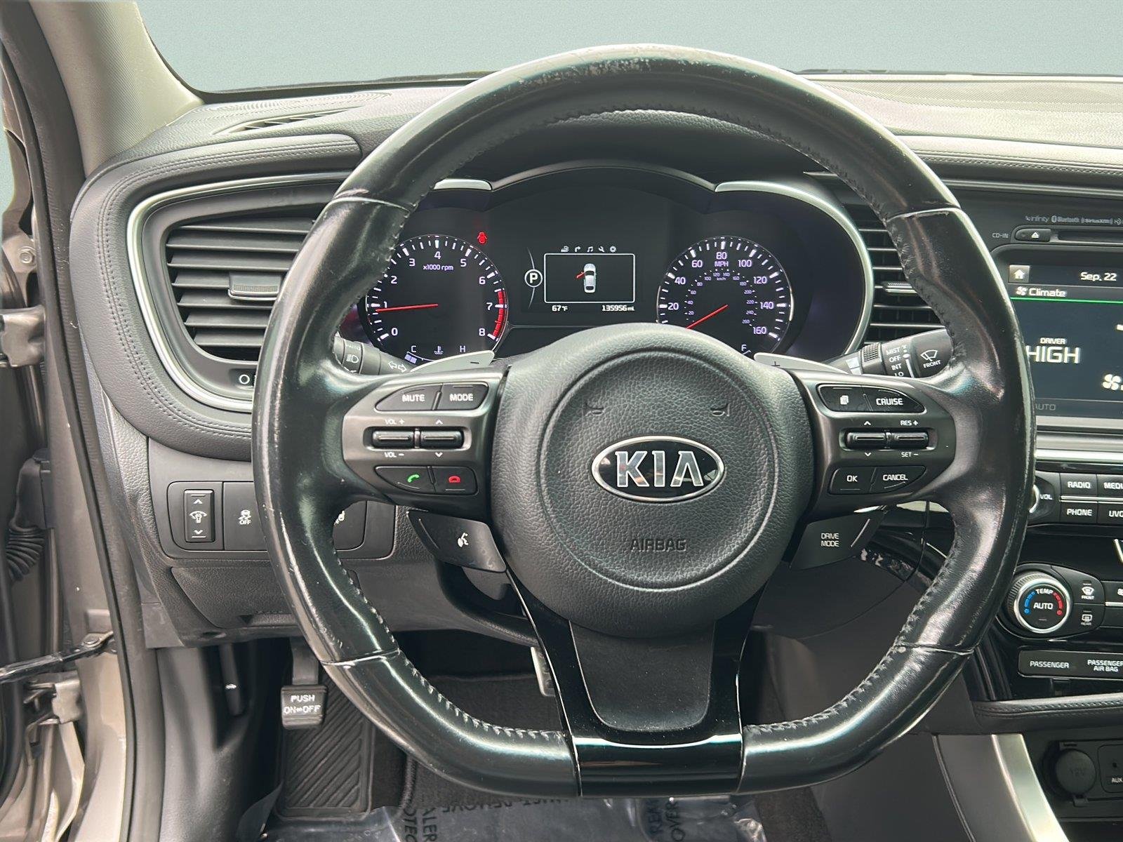 Used 2015 Titanium Kia SX Turbo image 24