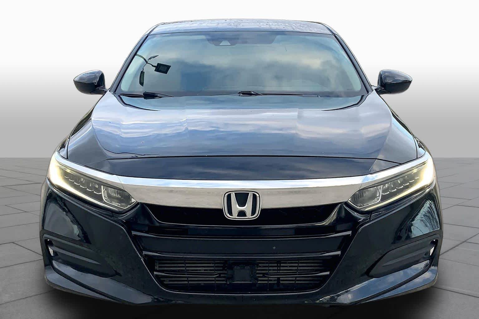Used 2020 Crystal Black Pearl Honda LX image 4