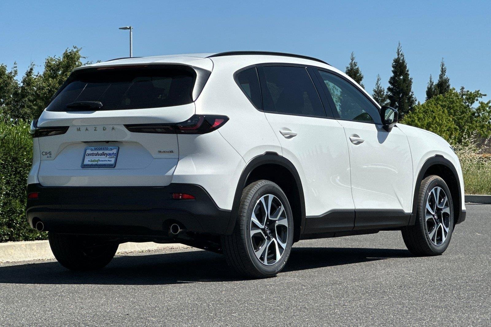 New 2026 Rhodium White Metallic Mazda 2.5 S Preferred image 3
