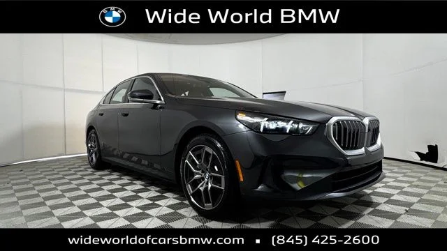 2026 BMW 5 Series 530i xDrive Sedan's photo