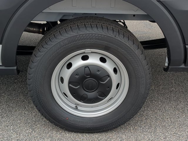 New 2026 Oxford White Ford Cargo Van image 11