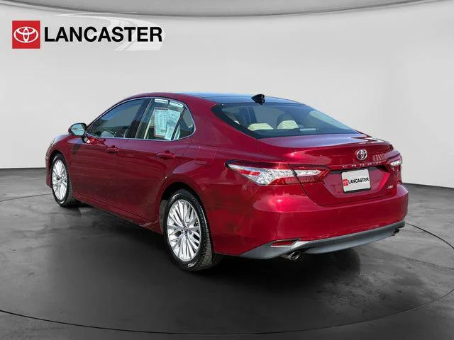 Certified Used 2018 Red Metallic Toyota XLE V6 image 34