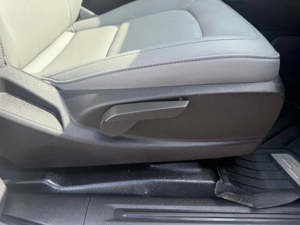 Used 2019 White Chevrolet Work Truck image 50