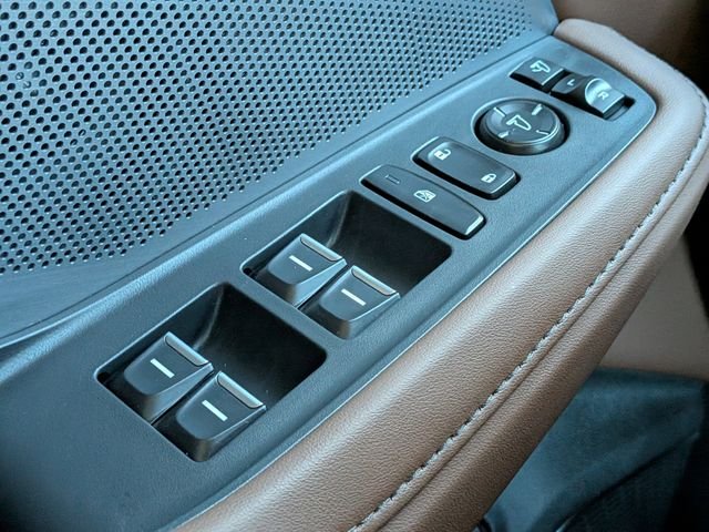 New 2026 Majestic Black Pearl Acura Technology Package image 28