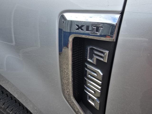 Used 2017 Ingot Silver FORD XLT image 36