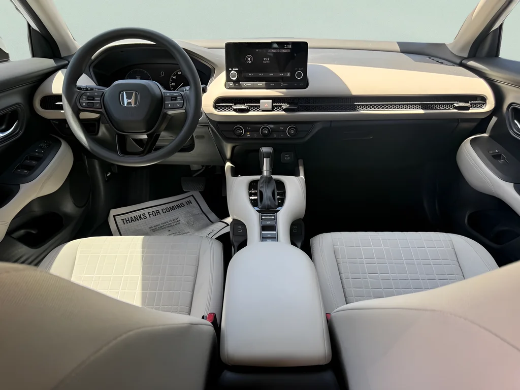 2025 Honda HR-V LX - Photo 14