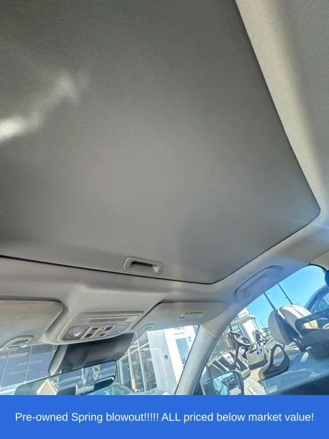 Used 2020  Honda EX-L image 19