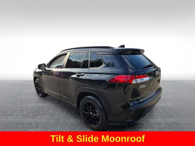 Used 2022 Black Toyota LE image 6
