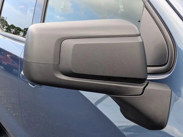 Used 2024 Downpour Metallic GMC Elevation image 10