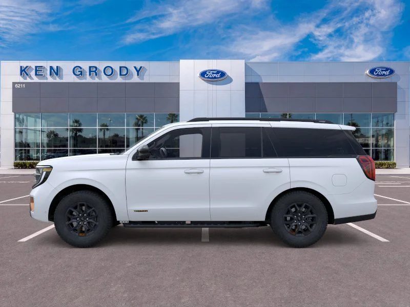 New 2026 Star White Metallic Tri-Coat Ford Tremor image 4