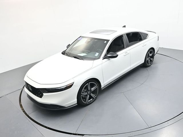 Used 2024 Platinum White Pearl Honda Sport image 36