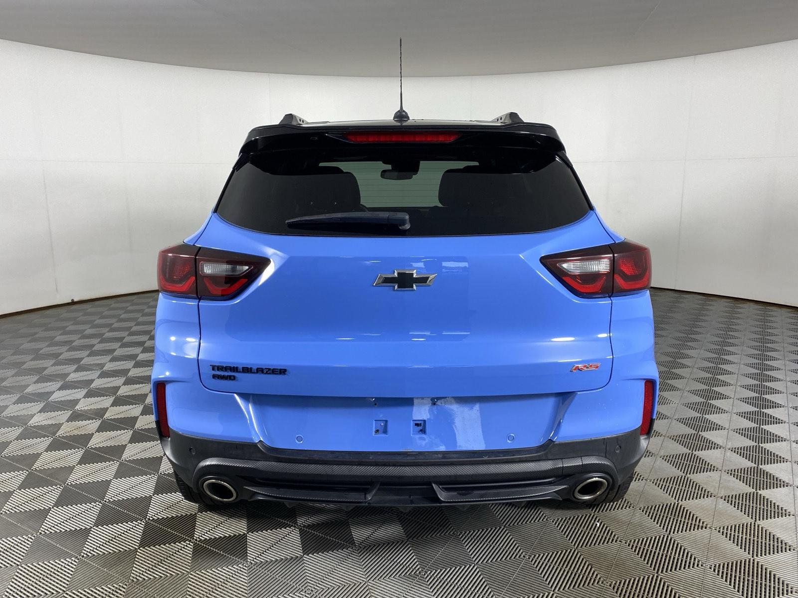 Used 2024 Fountain Blue Chevrolet RS image 6