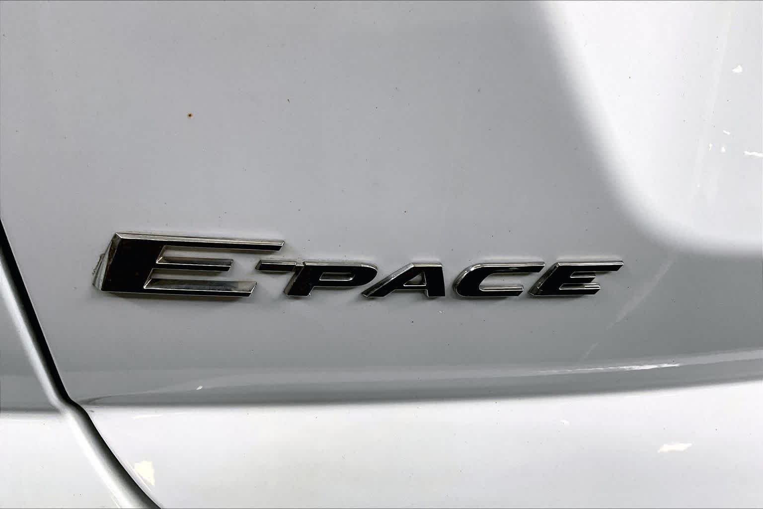 Used 2020 Yulong White Metallic Jaguar Checkered Flag Edition image 10