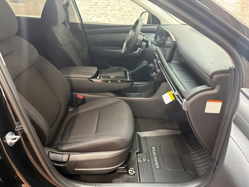 New 2026 Ash Black Hyundai SEL image 10