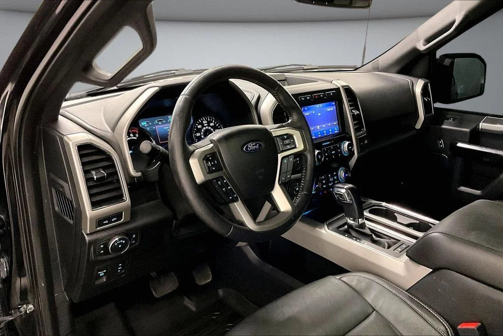 Used 2020 Black Ford Lariat image 18