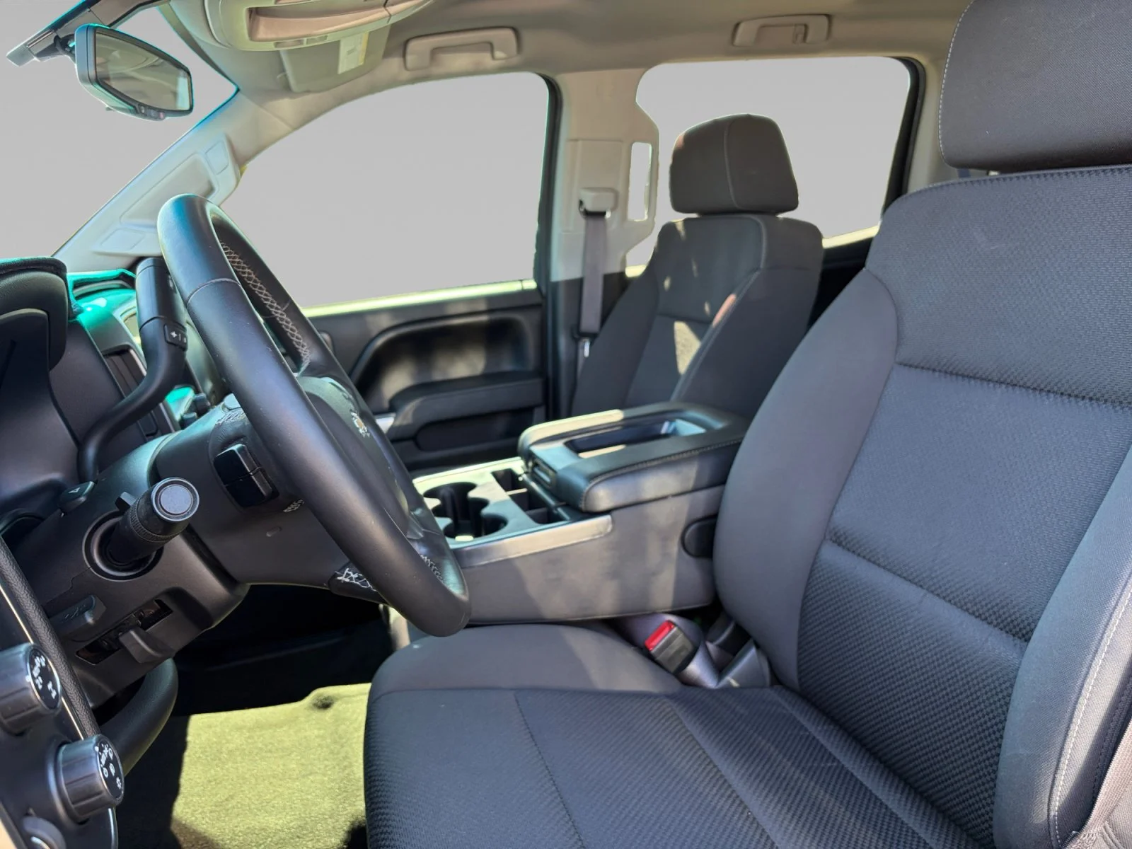 Used 2017 Black Chevrolet LT image 9