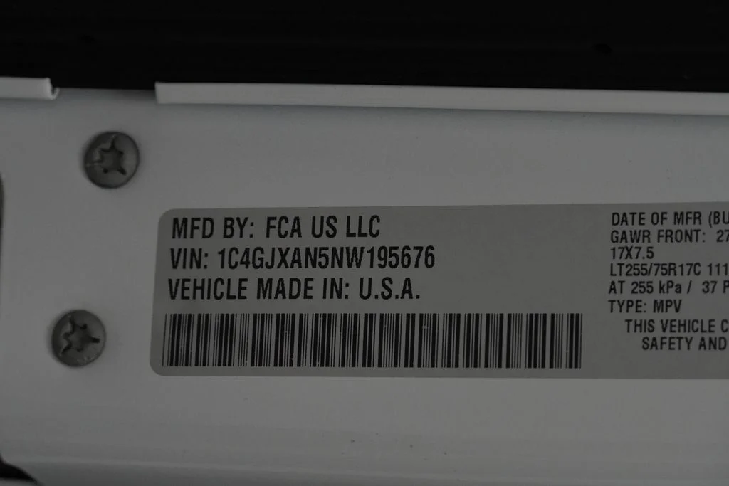 Used 2022 White Jeep Willys image 49