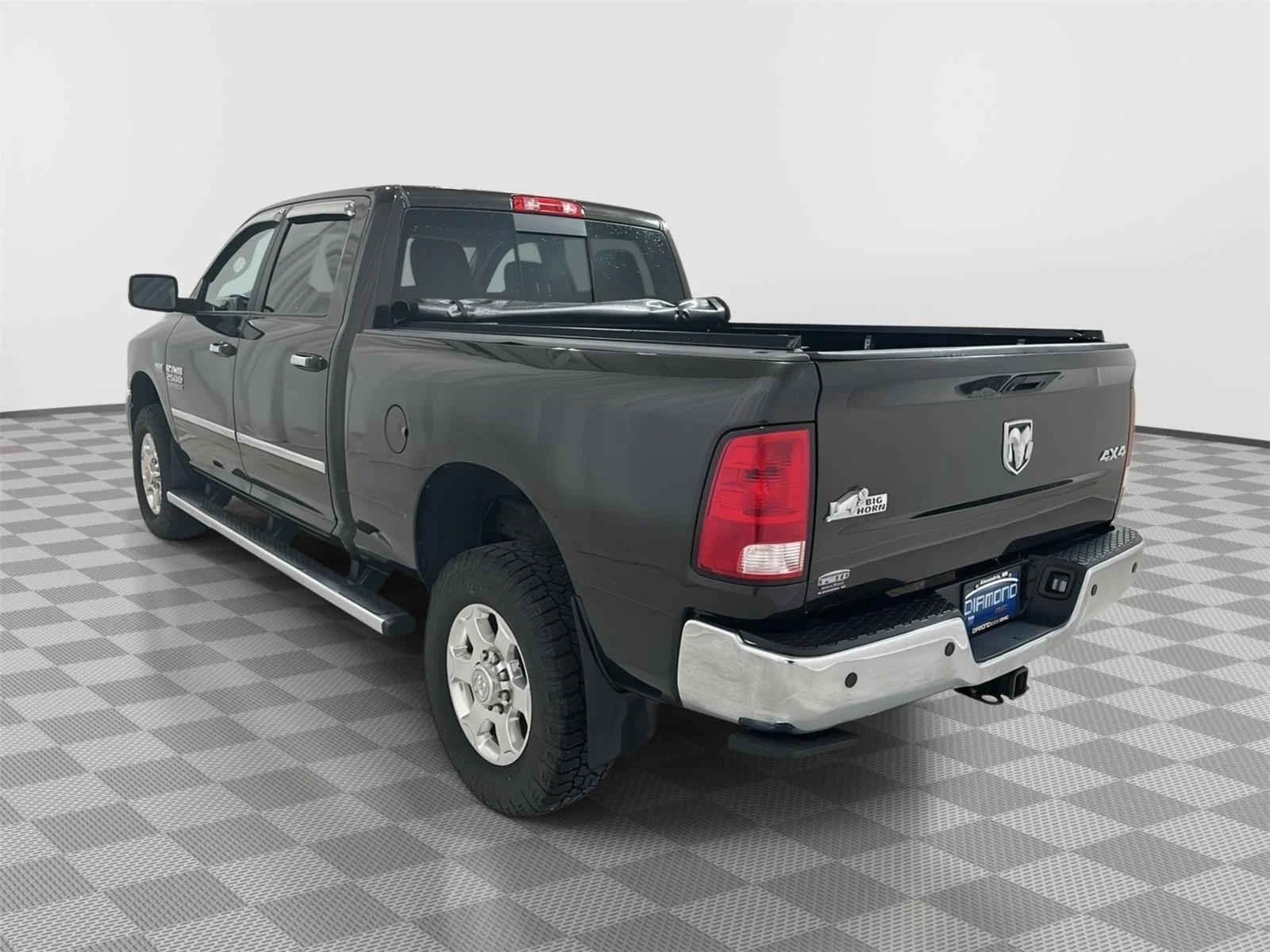 Used 2016 Luxury Brown Pearlcoat Ram Big Horn image 3