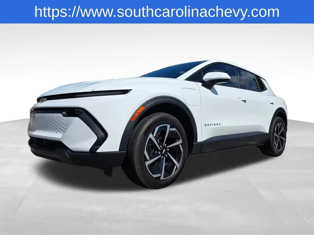 Used 2025 Summit White Chevrolet LT image 37