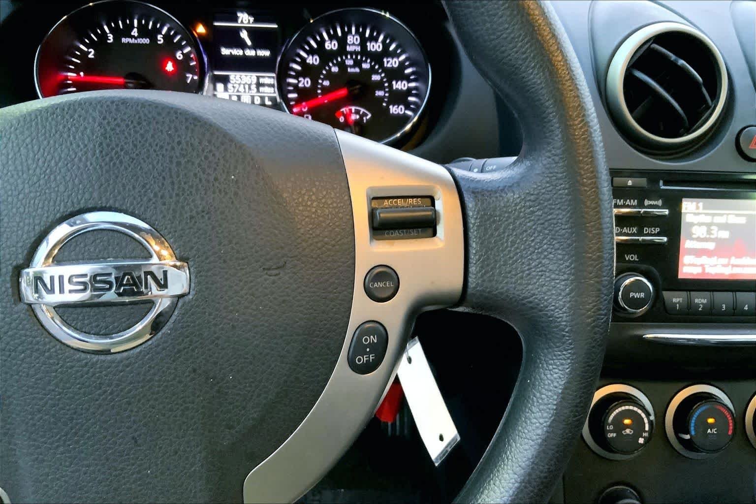 Used 2015 Platinum Graphite Nissan S image 24