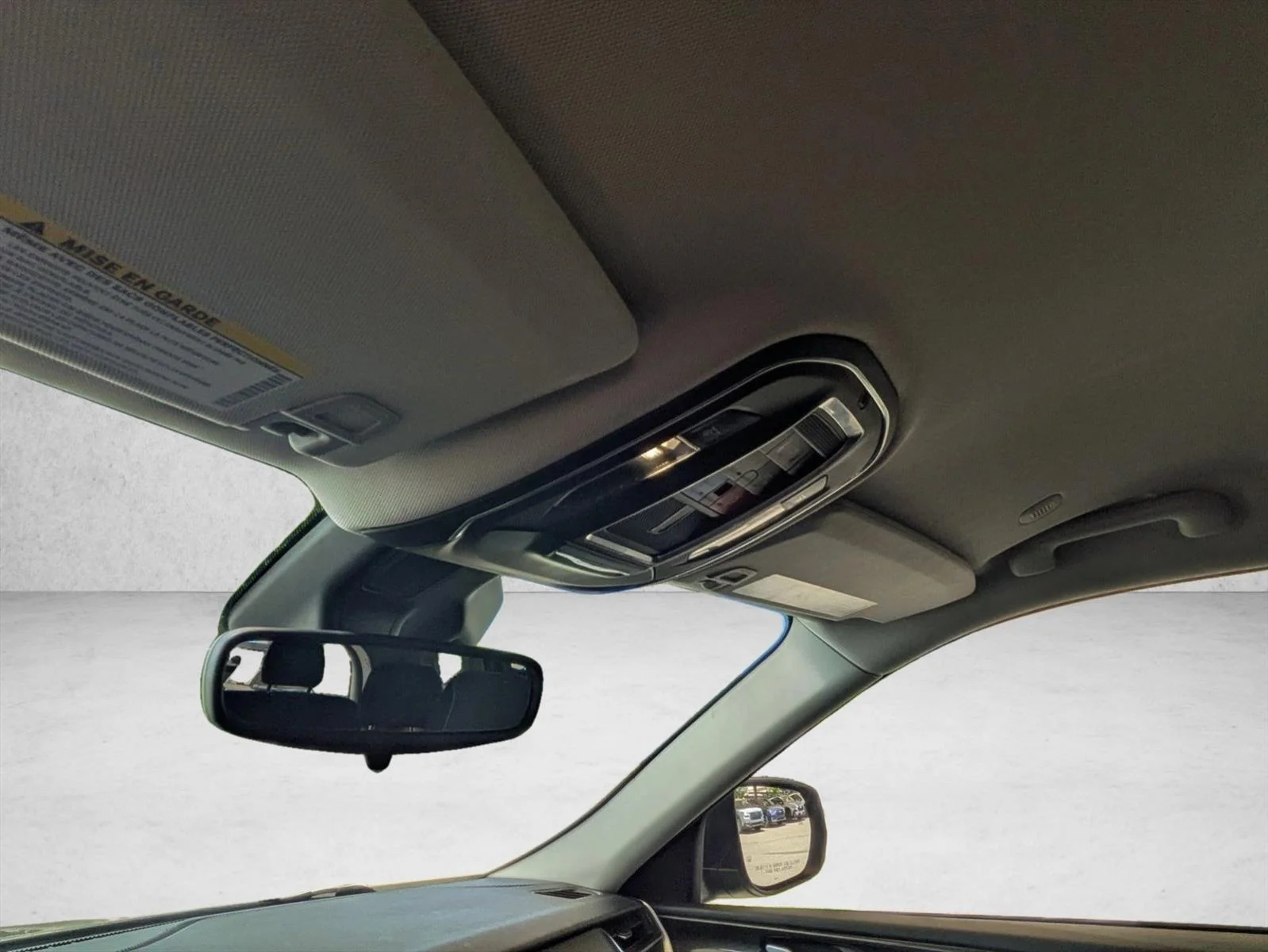 Used 2023 Baltic Gray Metallic Clearcoat Jeep Laredo image 21